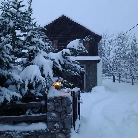 Holiday home Houses Arachova